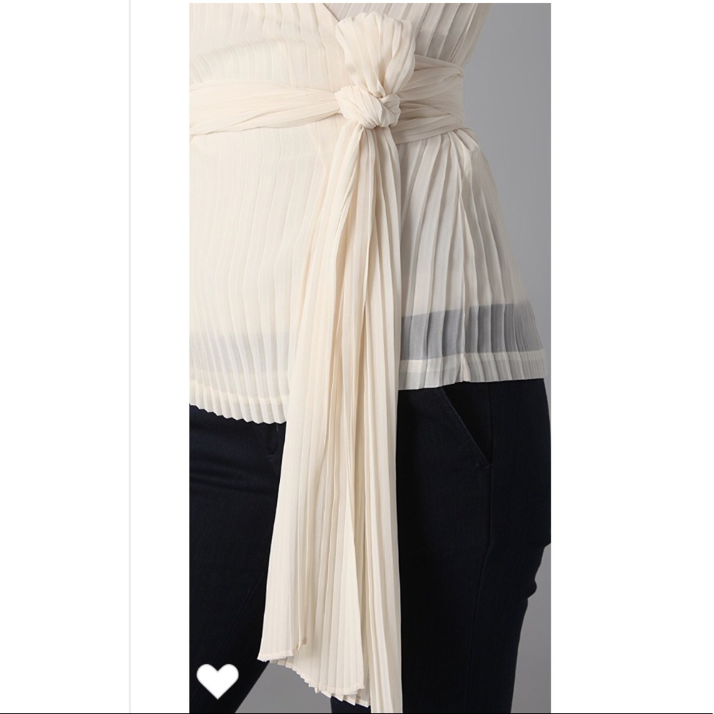 DVF Wrap - Picture 5 of 8